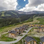 Chaletski Jasna, Ski-in & Ski-out *