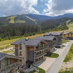 Chaletski Jasna, Ski-in & Ski-out * Demänovská Dolina