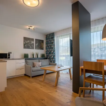 Chaletski Jasna, Ski-in & Ski-out * ديمانوفْشكا دولِنا