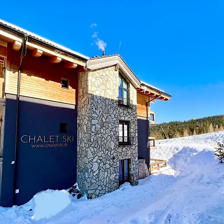 Chaletski Jasná, Ski-in&ski-out Apartamento