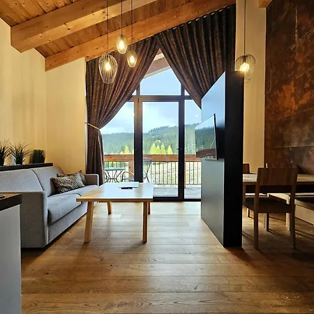 Chaletski Jasna, Ski-in & Ski-out شقة *