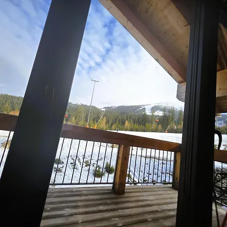 Chaletski Jasna, Ski-in & Ski-out Lägenhet Demanovska Dolina